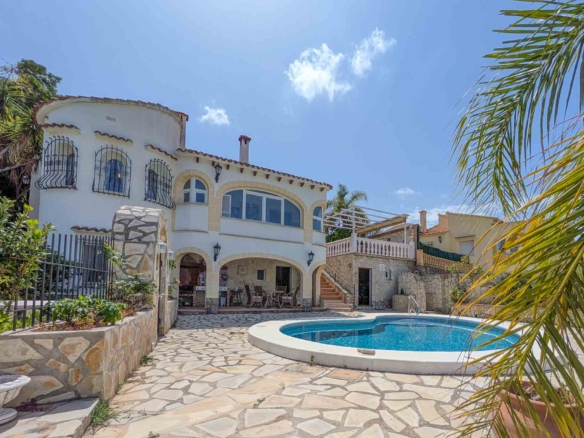 Villa in Denia
