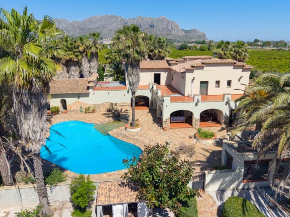Villa in Ondara